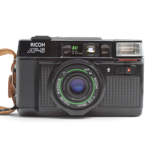 Ricoh fotocamera compatta